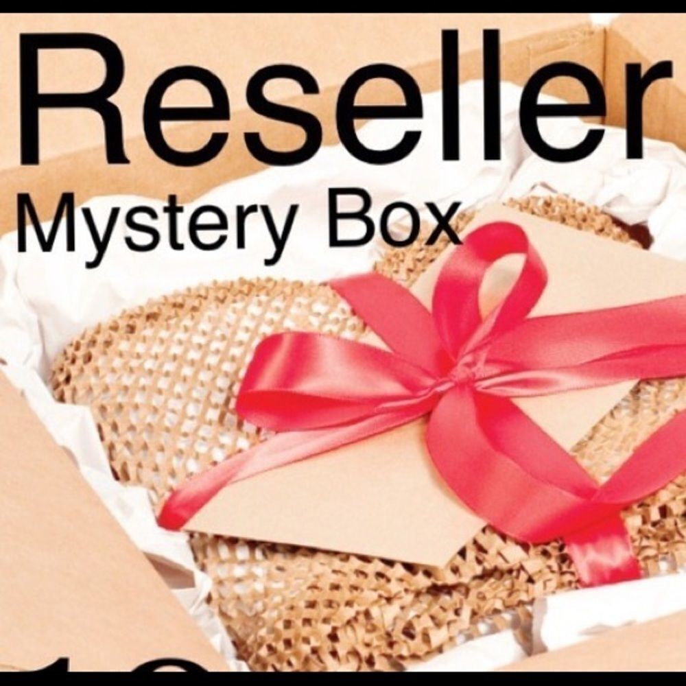 RESELLER BOX NEW WITH TAGS & PRELOVED‎